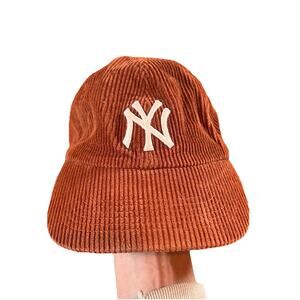 New Era New York Yankees Brown Corduroy 9FORTY Baseball Hat